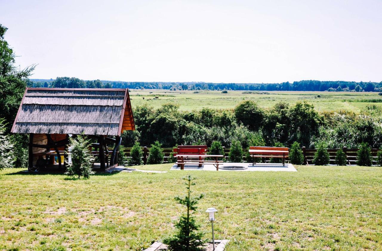 Zwirowa Gora - Domki Nad Narwia 티코친 외부 사진